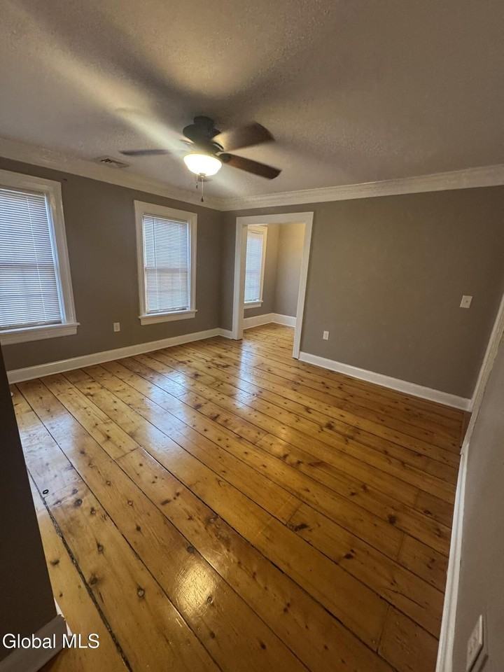 126 N College St #2 - Photo 7 of 14