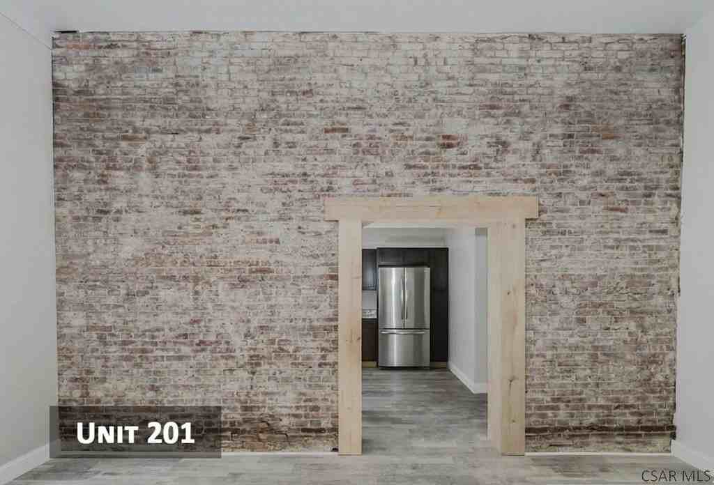 500 Main St #402 - Photo 4 of 36