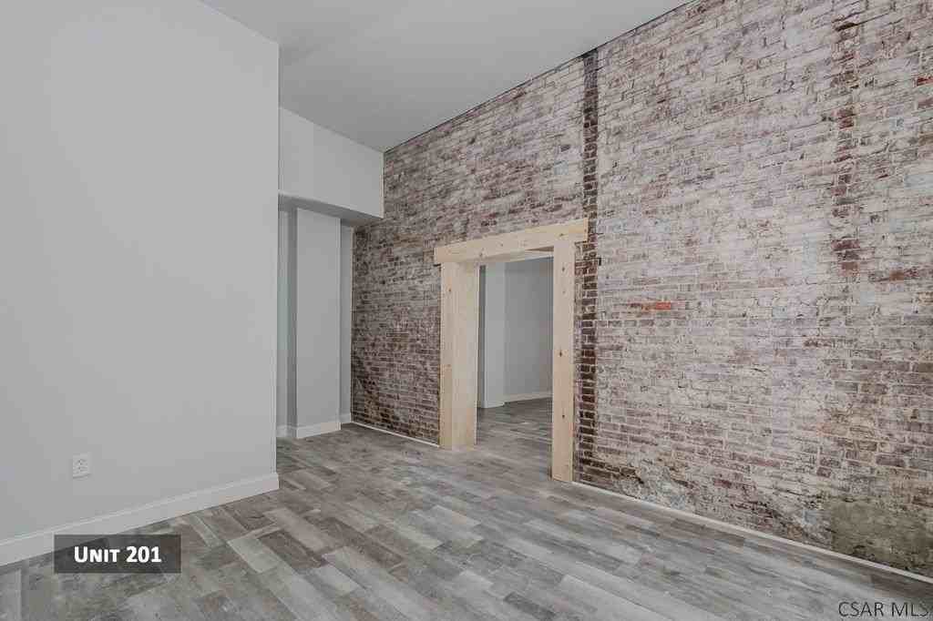 500 Main St #301 - Photo 5 of 36