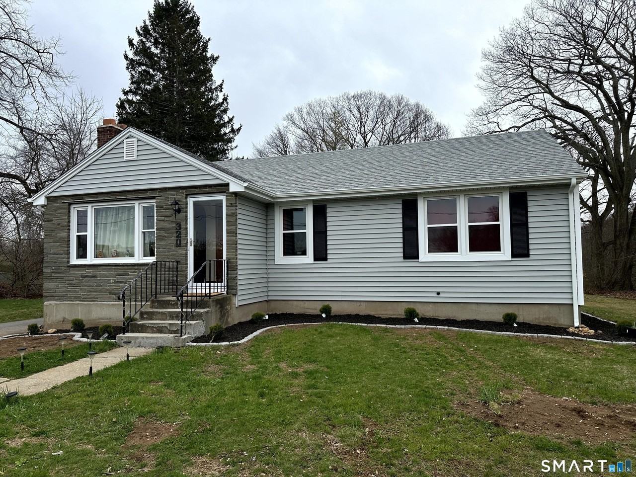 320 Halls Hill Rd - Photo 3 of 18