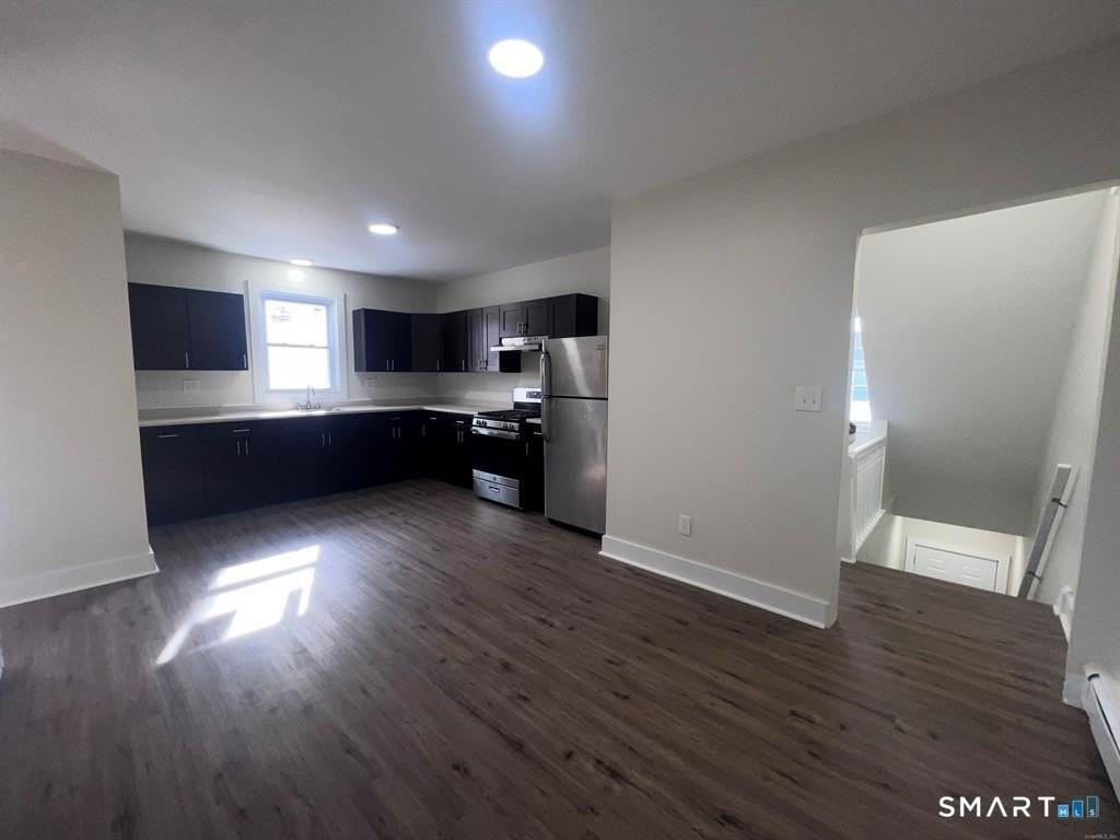 44 Laurel Ct - Photo 2 of 17