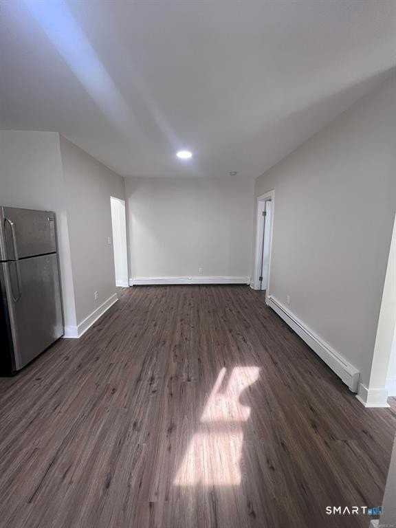 44 Laurel Ct - Photo 3 of 17