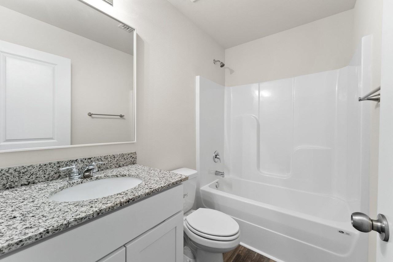 664 Whispering Creek Ave - Photo 6 of 27