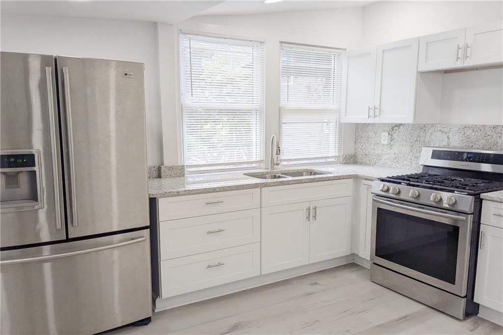 235 Dodd Ave Sw - Photo 5 of 17
