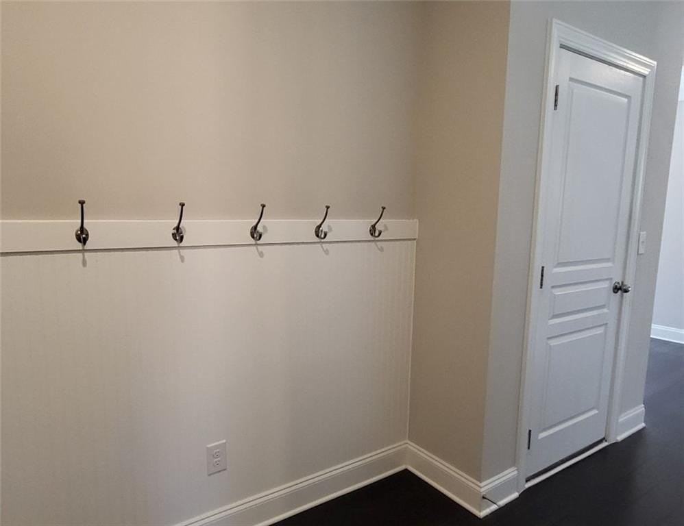 4780 Westoak Ct - Photo 5 of 16