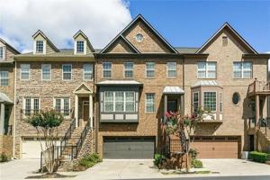 featured image of 9040 Woodland Trl