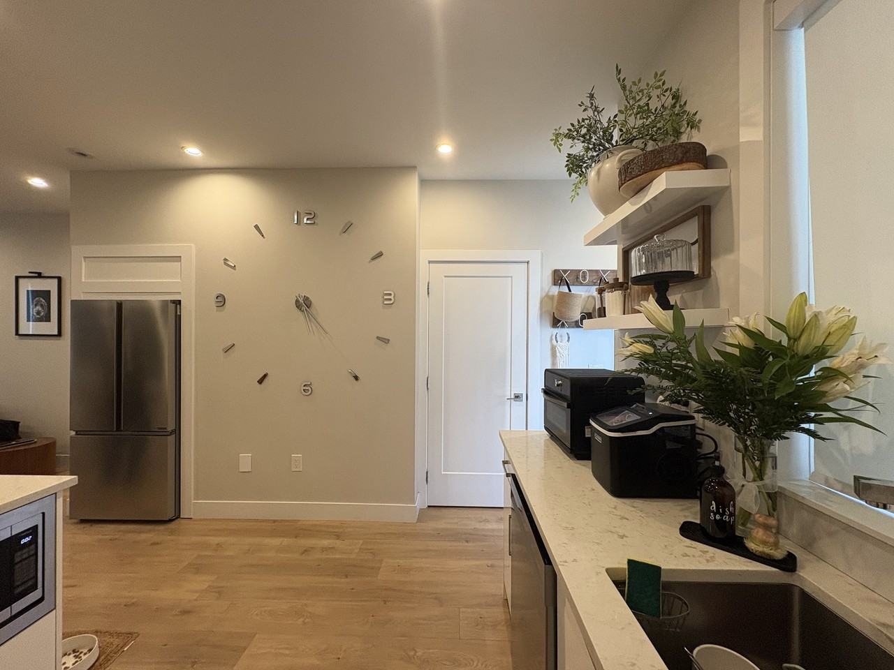 16511 Watson Drive - Photo 5 of 37