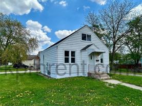 302 19th St Ne #1 - Photo 1 of 1