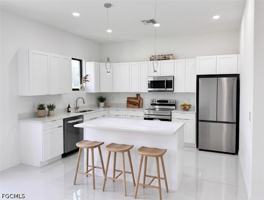 featured image of 4121 Nw 22nd St