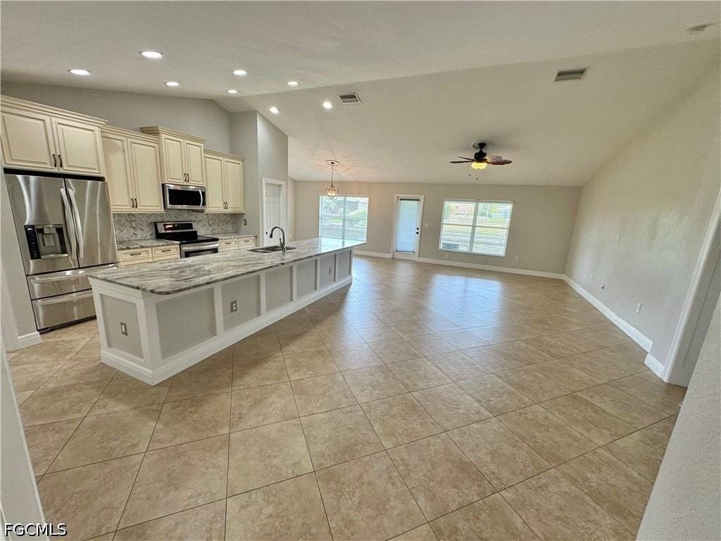 3829 Sw 17th Pl - Photo 3 of 32