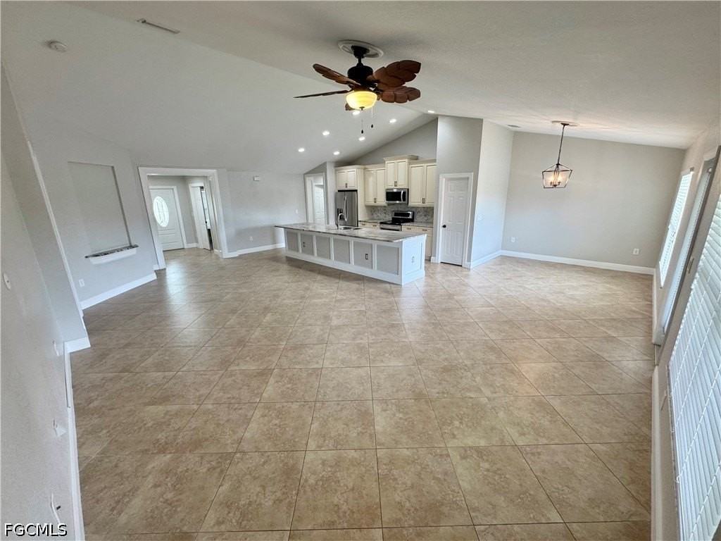 3829 Sw 17th Pl - Photo 4 of 32
