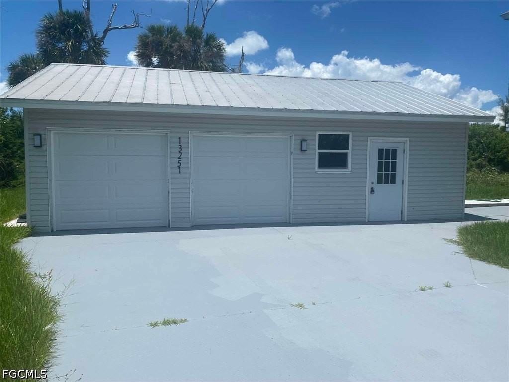 13251 Coral Dr - Photo 2 of 22