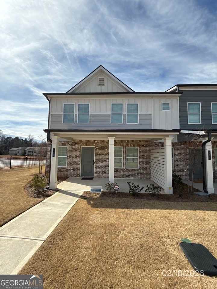 333 S Point Blvd - Photo 2 of 18