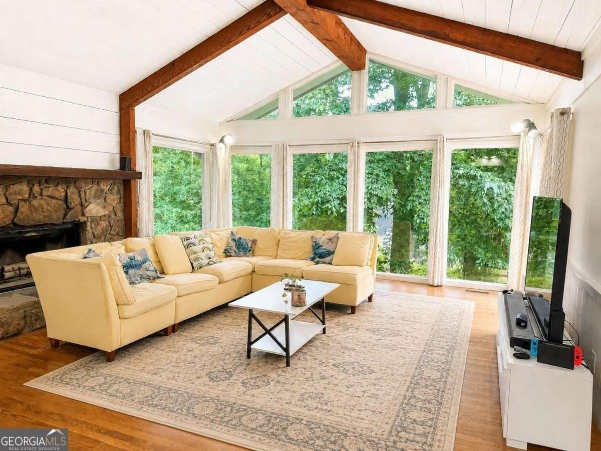 5326 Weatherwood Trce - Photo 3 of 16