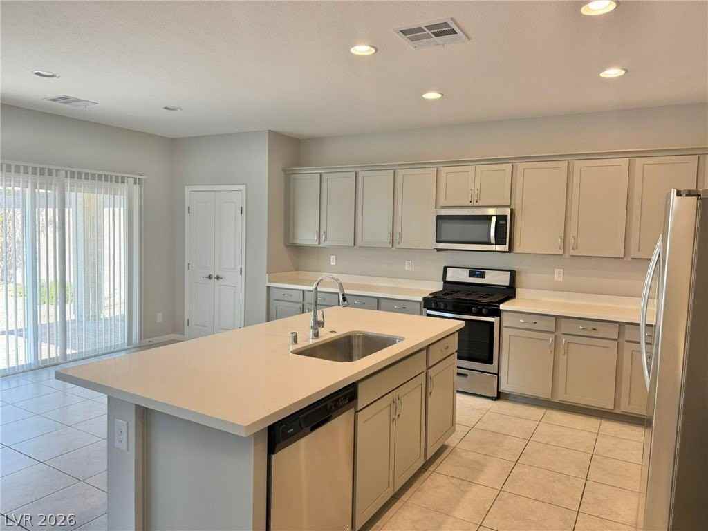 9953 Tucket Point Ct - Photo 5 of 22
