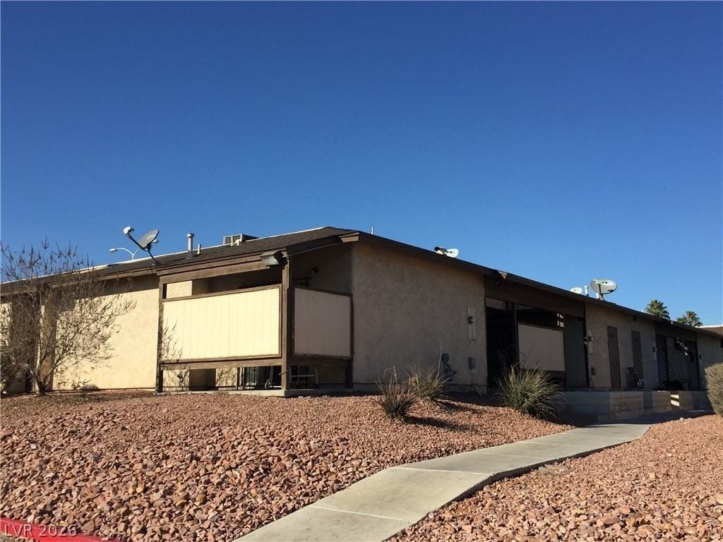 3009 Saint George St #F - Photo 3 of 34