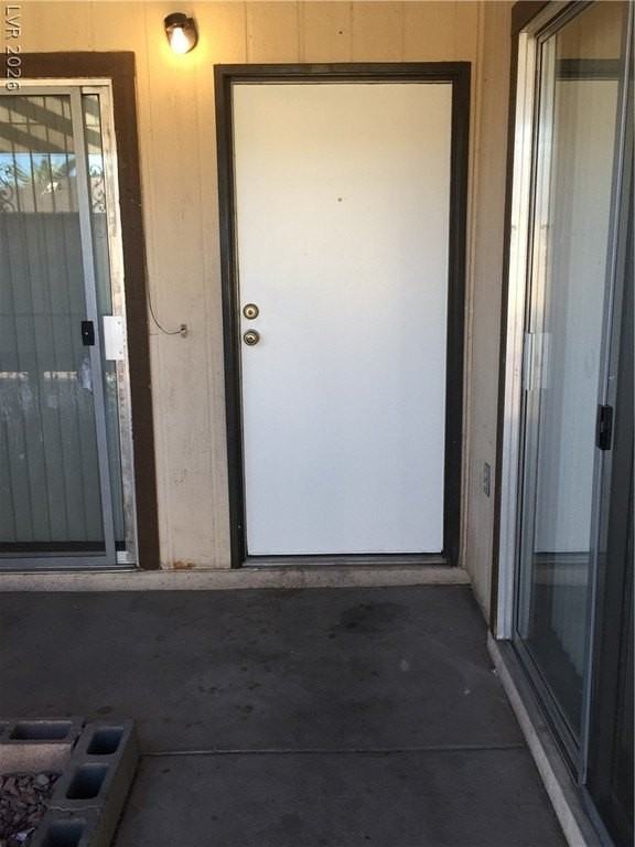 3009 Saint George St #F - Photo 4 of 34