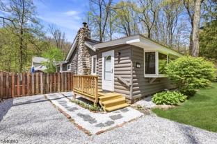 5 Sanoset Rd - Photo 1 of 1