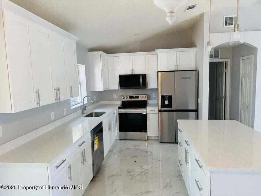 9341 Northcliffe Blvd - Photo 2 of 13