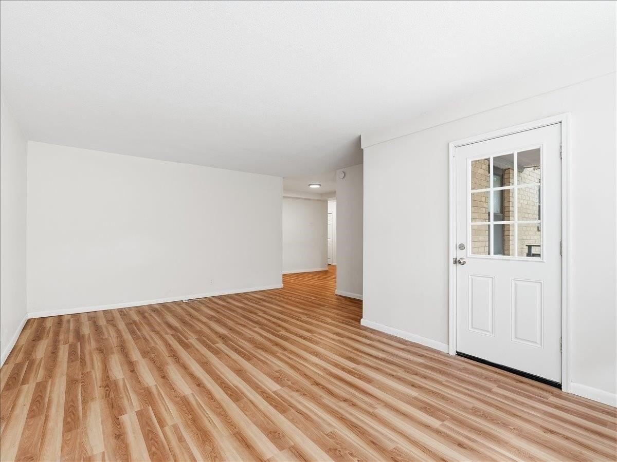 201 St Pauls Ave #2M - Photo 7 of 14