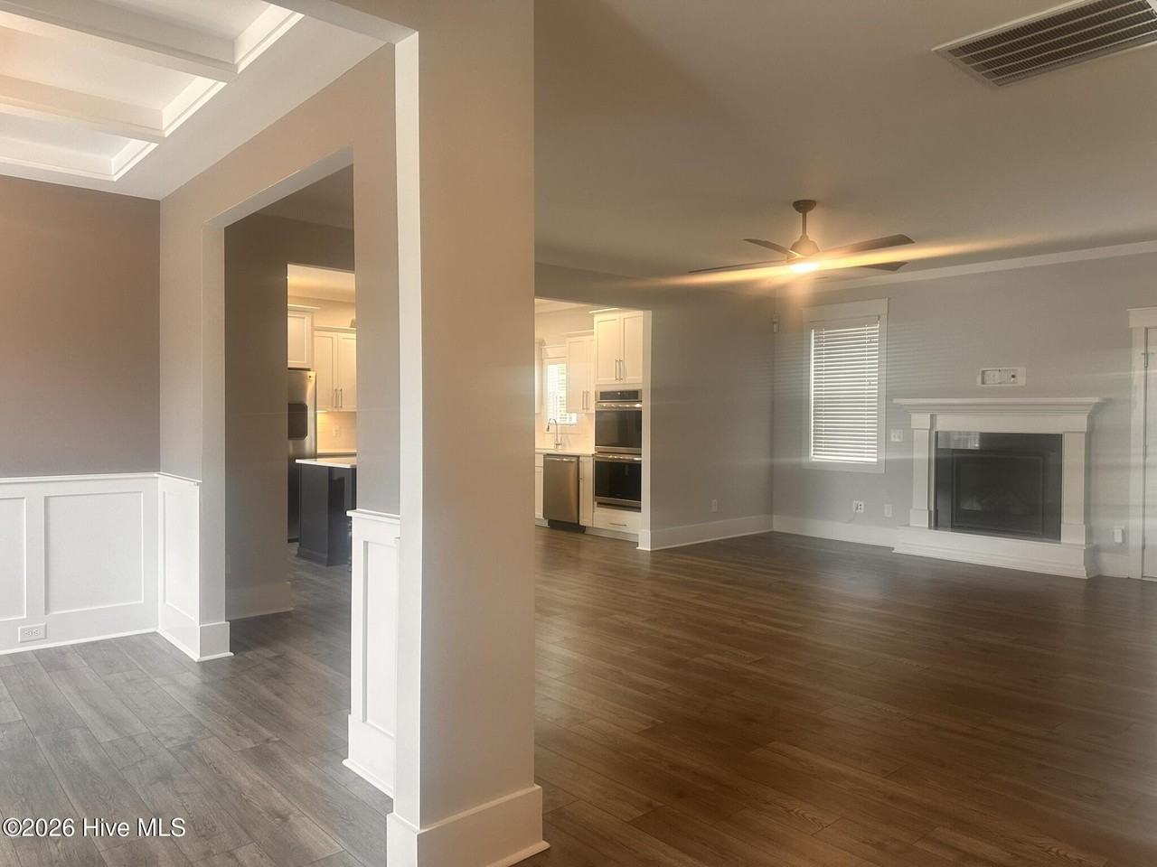 201 Thistleberry Dr - Photo 7 of 50