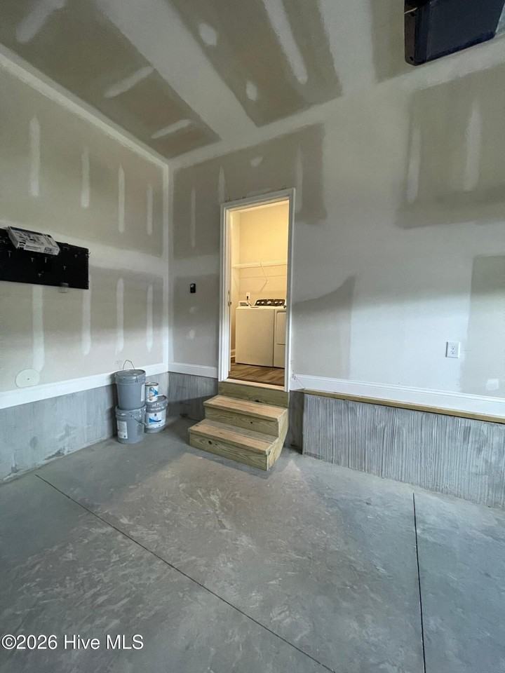 1000 Onsville Dr - Photo 7 of 34