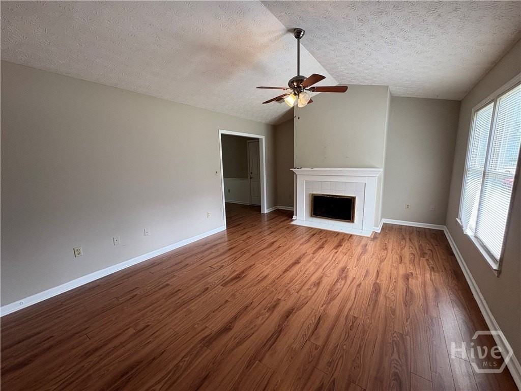 130 Beth Ct - Photo 3 of 13