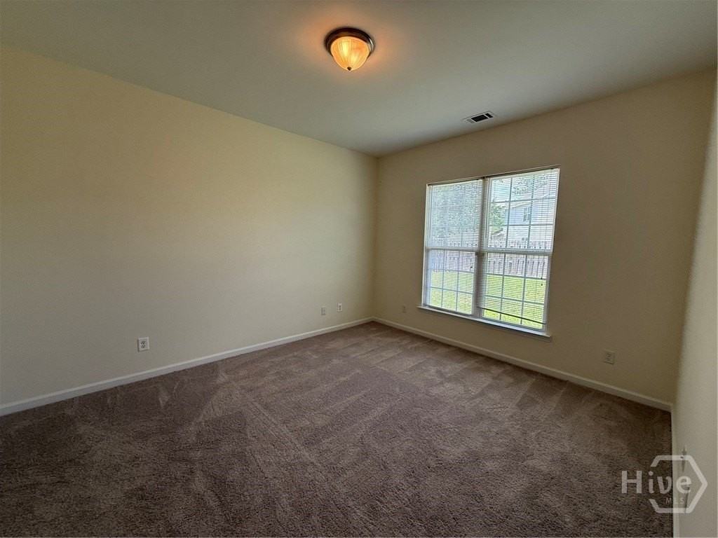 20 Wesleyan Dr - Photo 6 of 16