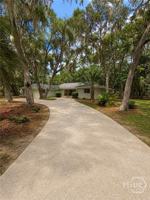 featured image of 2 Abbott Ln