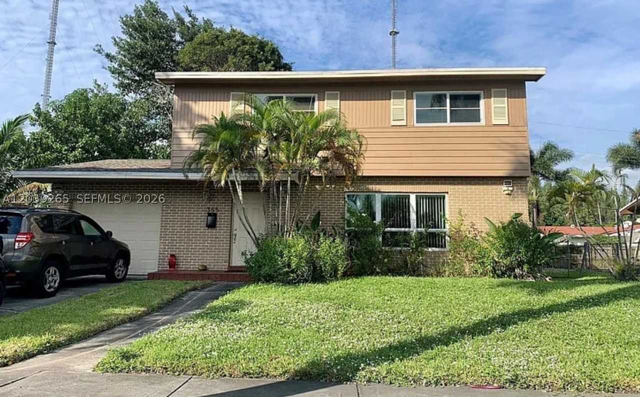 355 Nw 205th Ter