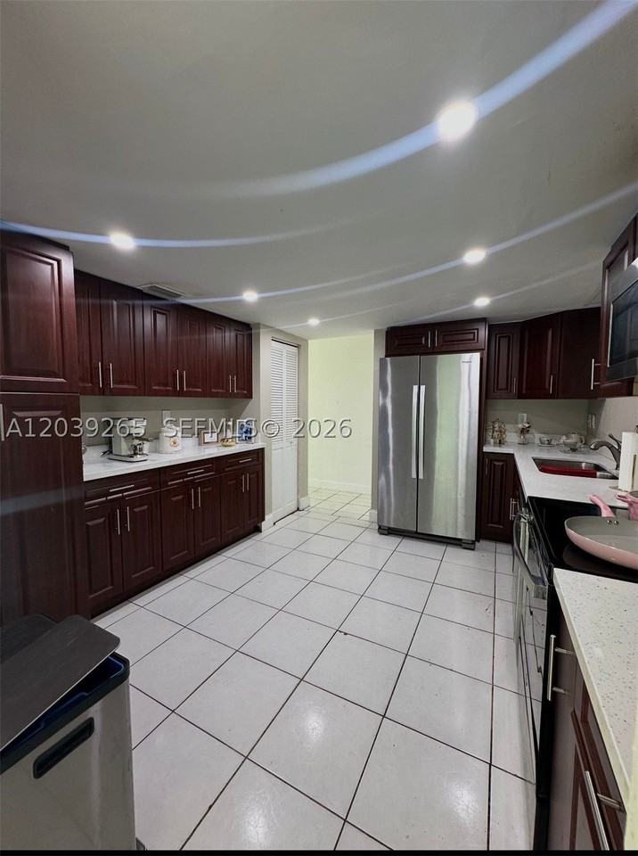 355 Nw 205th Ter - Photo 3 of 10