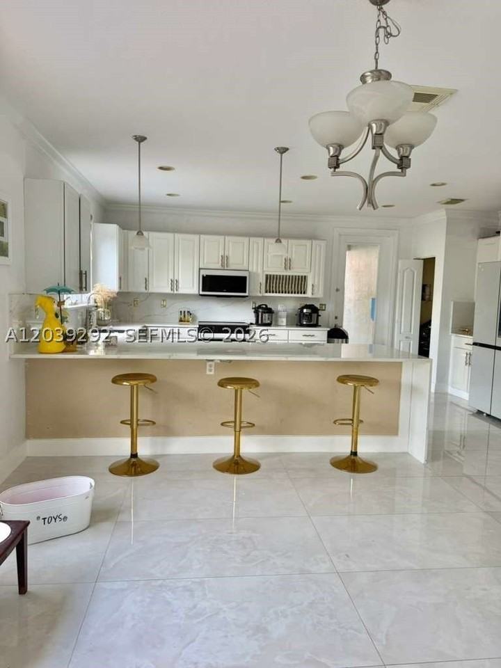 20587 Nw 12th Ave - Photo 4 of 15