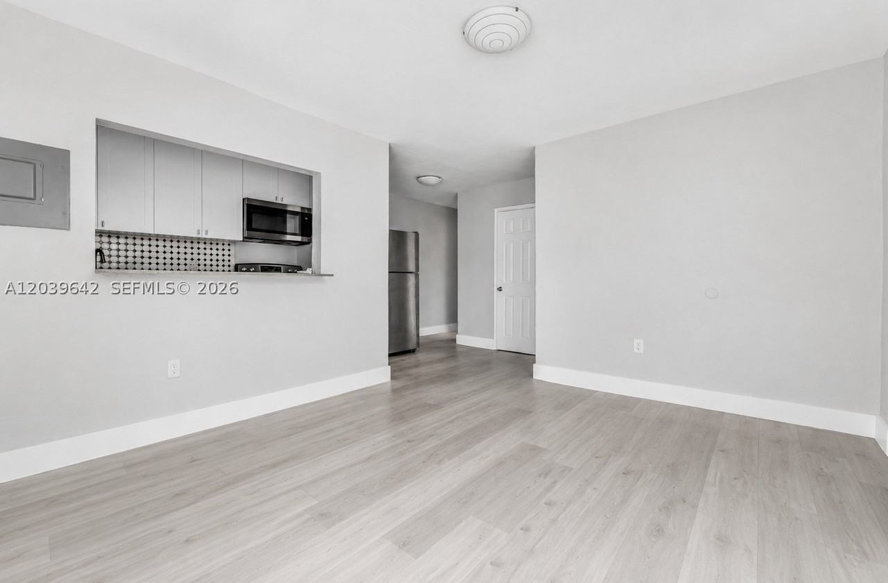 6647 Sw 59th Pl #102 - Photo 6 of 17