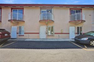 featured image of 990 Nw 78th Ave #8E