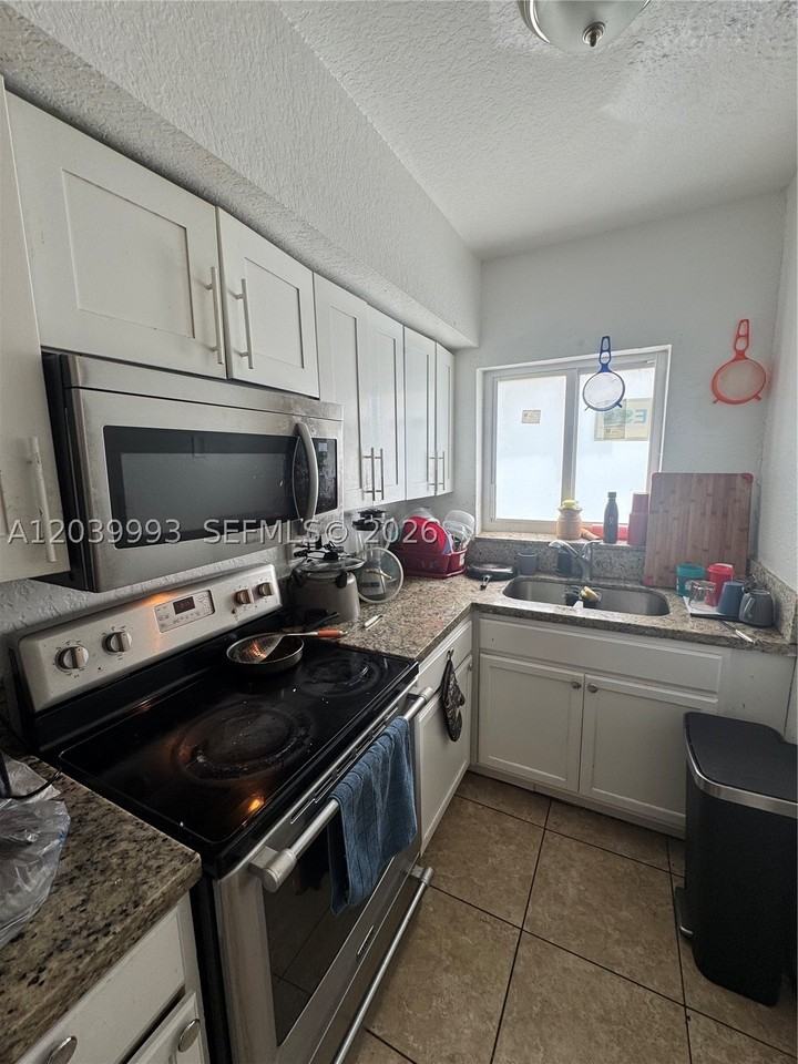 8456 Nw 4th Ct #8456 - Photo 4 of 15