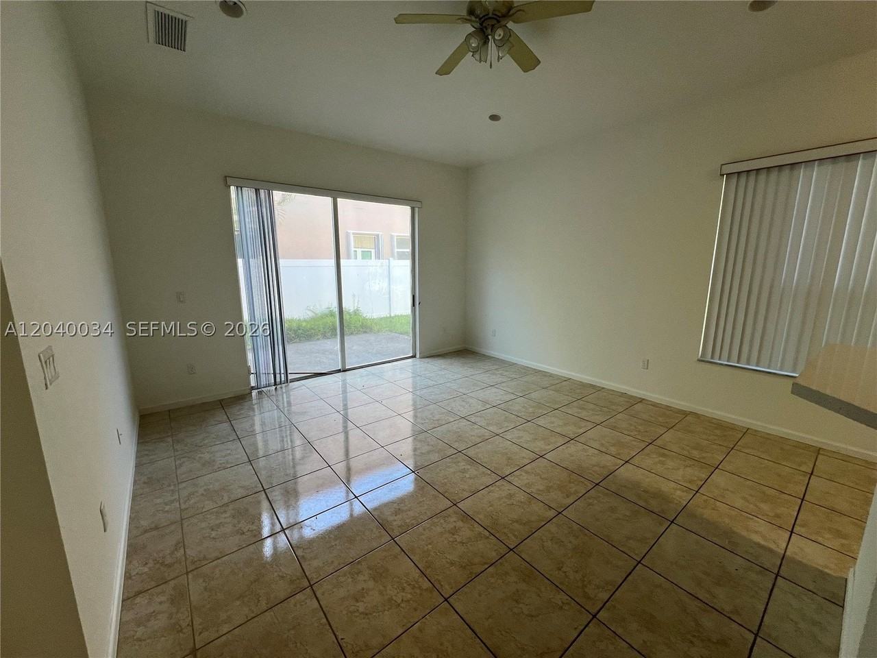 2217 Ne 41st Ave - Photo 7 of 18