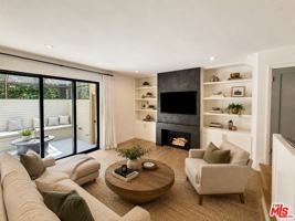 featured image of 853 Larrabee St #6