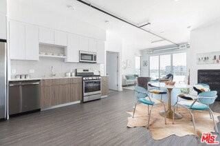 4210 Del Rey Ave #316 - Photo 7 of 8