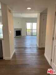 951 Granville Ave #PH1 - Photo 3 of 7