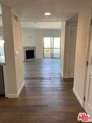 951 Granville Ave #PH1 - Photo 4 of 7