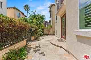 5738 Celedon Crk - Photo 6 of 8