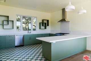 27349 Old Chimney Rd - Photo 2 of 8