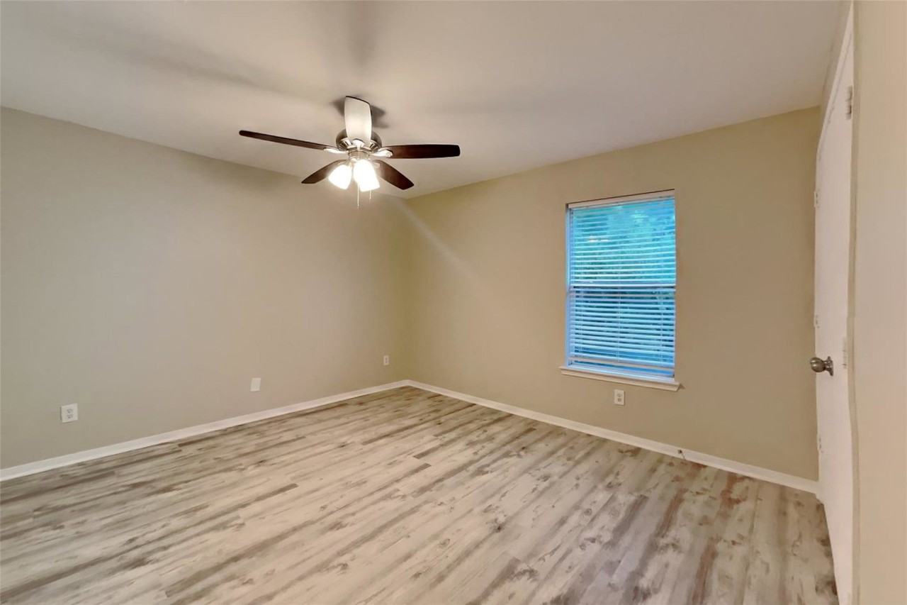 Maryfield Ln - Photo 6 of 8