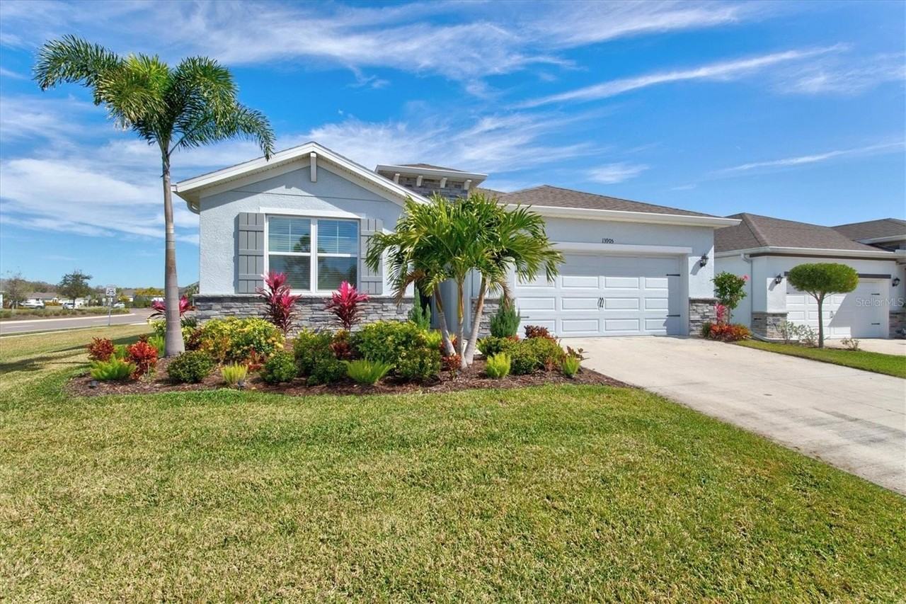 13905 Woodbridge Ter - Photo 3 of 50