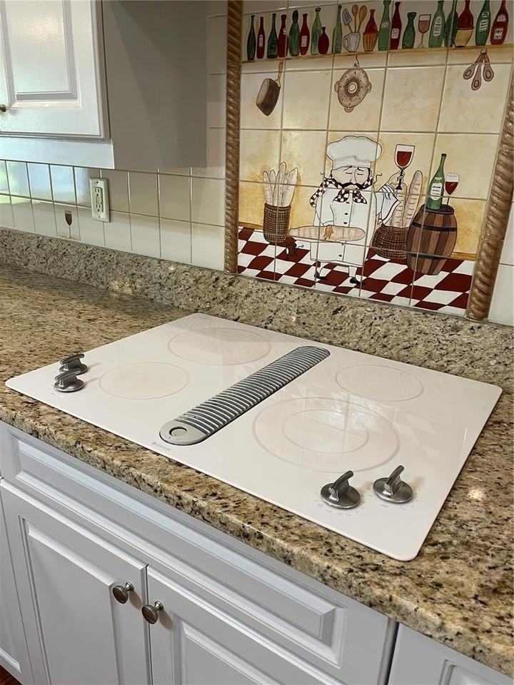 9461 Miami Cir - Photo 6 of 25