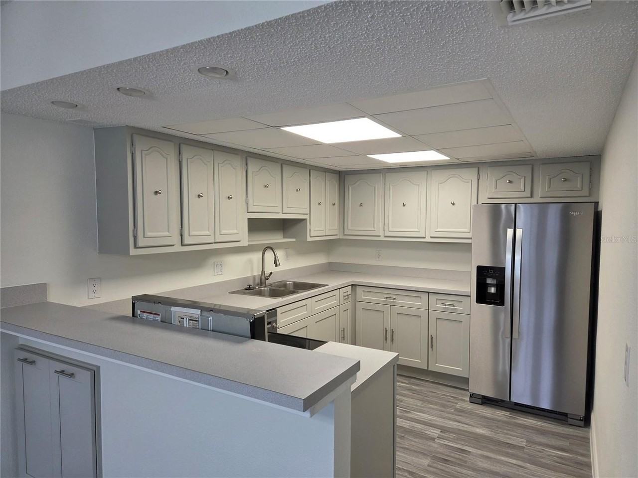 22333 Edgewater Dr #C2 - Photo 3 of 25