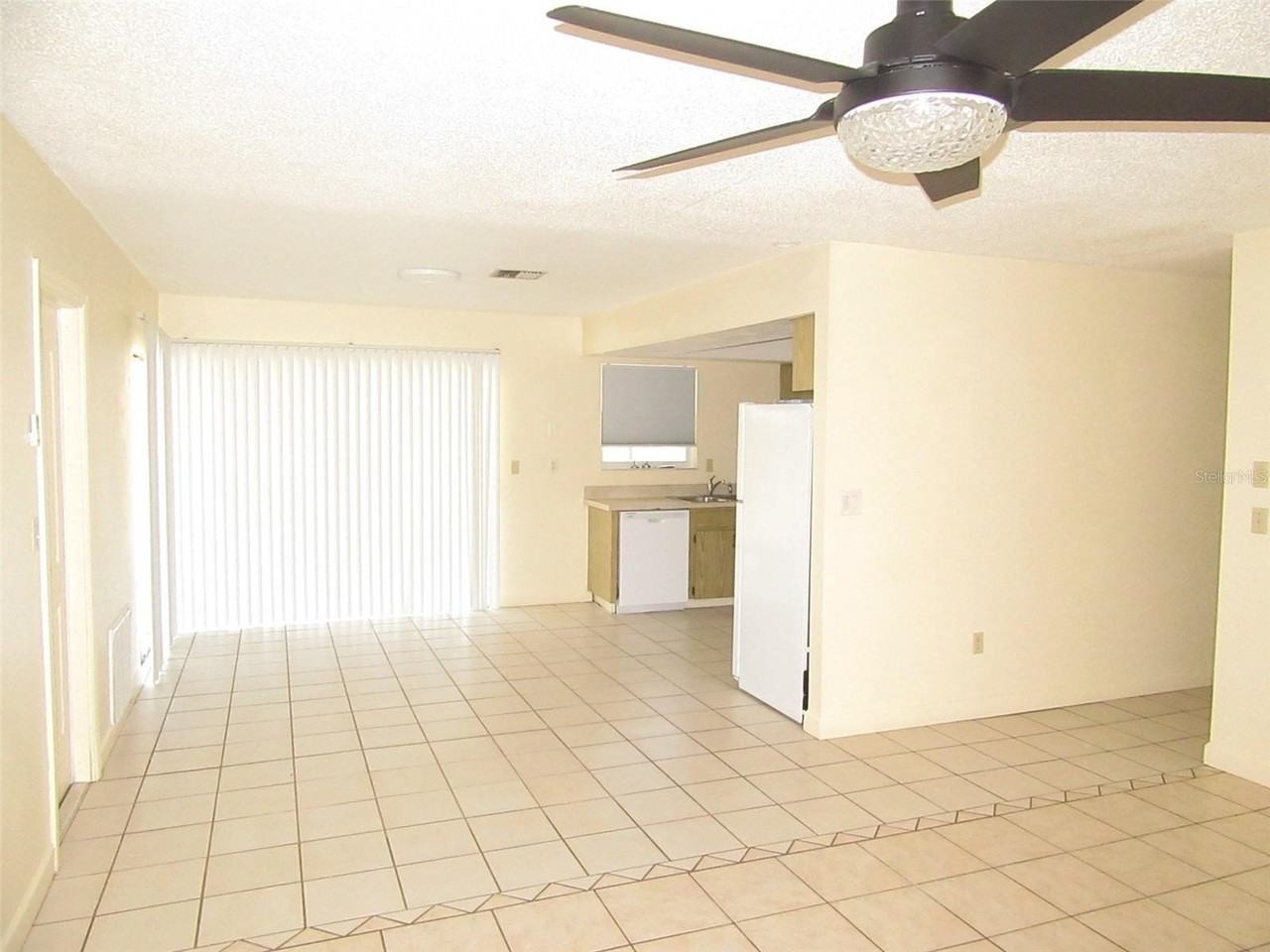 23023 Foote Ave - Photo 4 of 16