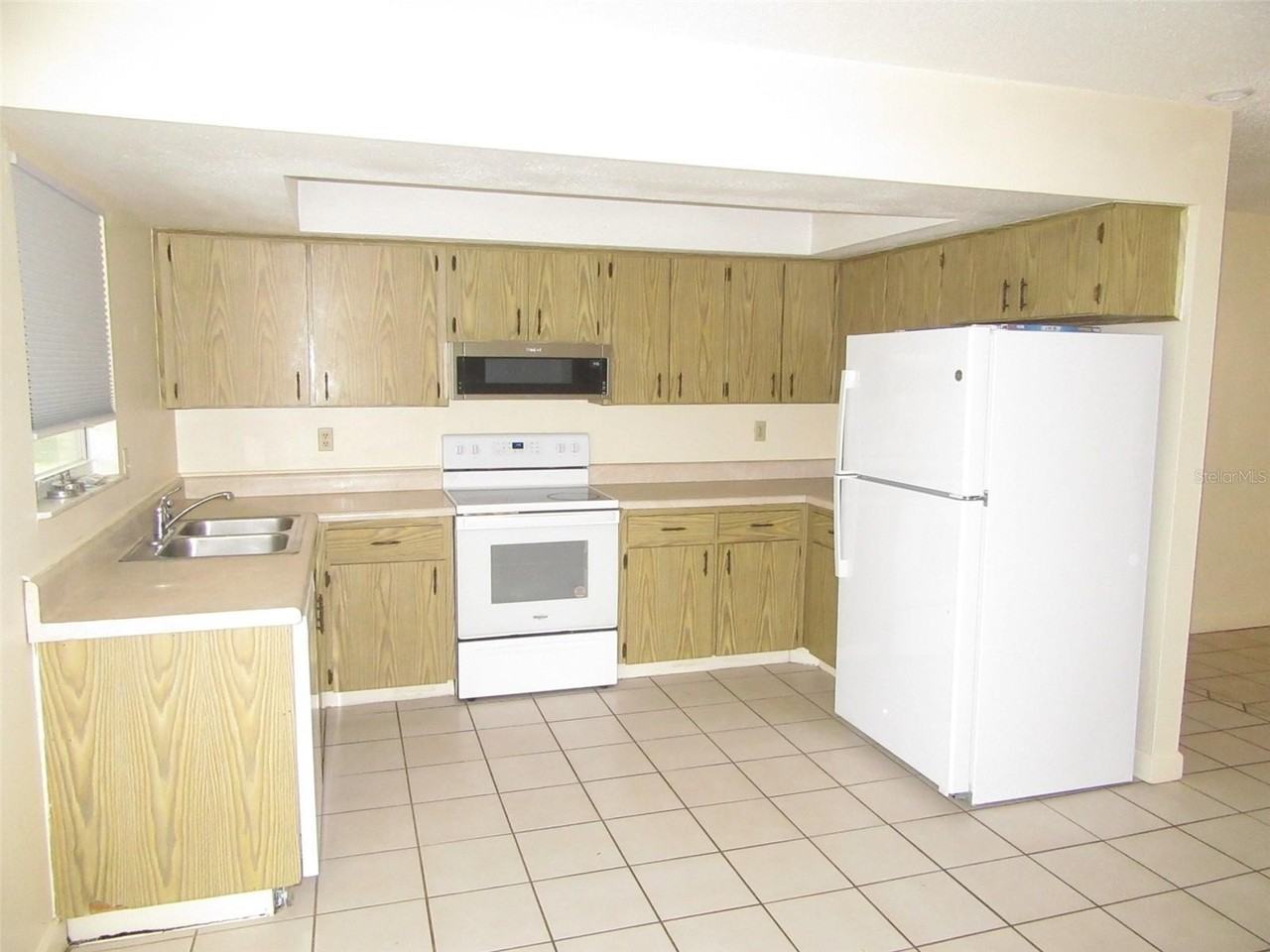 23023 Foote Ave - Photo 5 of 16