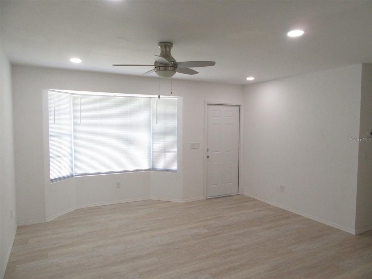 23029 Alabaster Ave - Photo 2 of 16