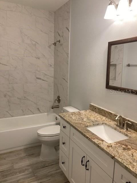 20 Eton Ln #A - Photo 3 of 4